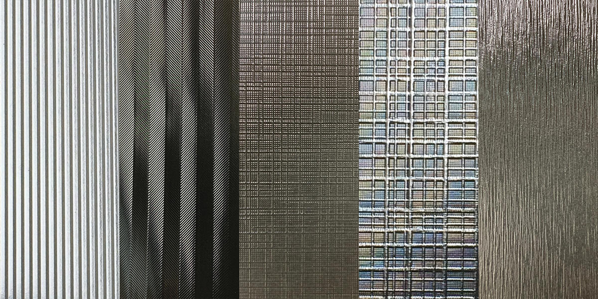 ストライプ・ヘアライン柄のエンボスフィルムのバリュエーション(一部抜粋)