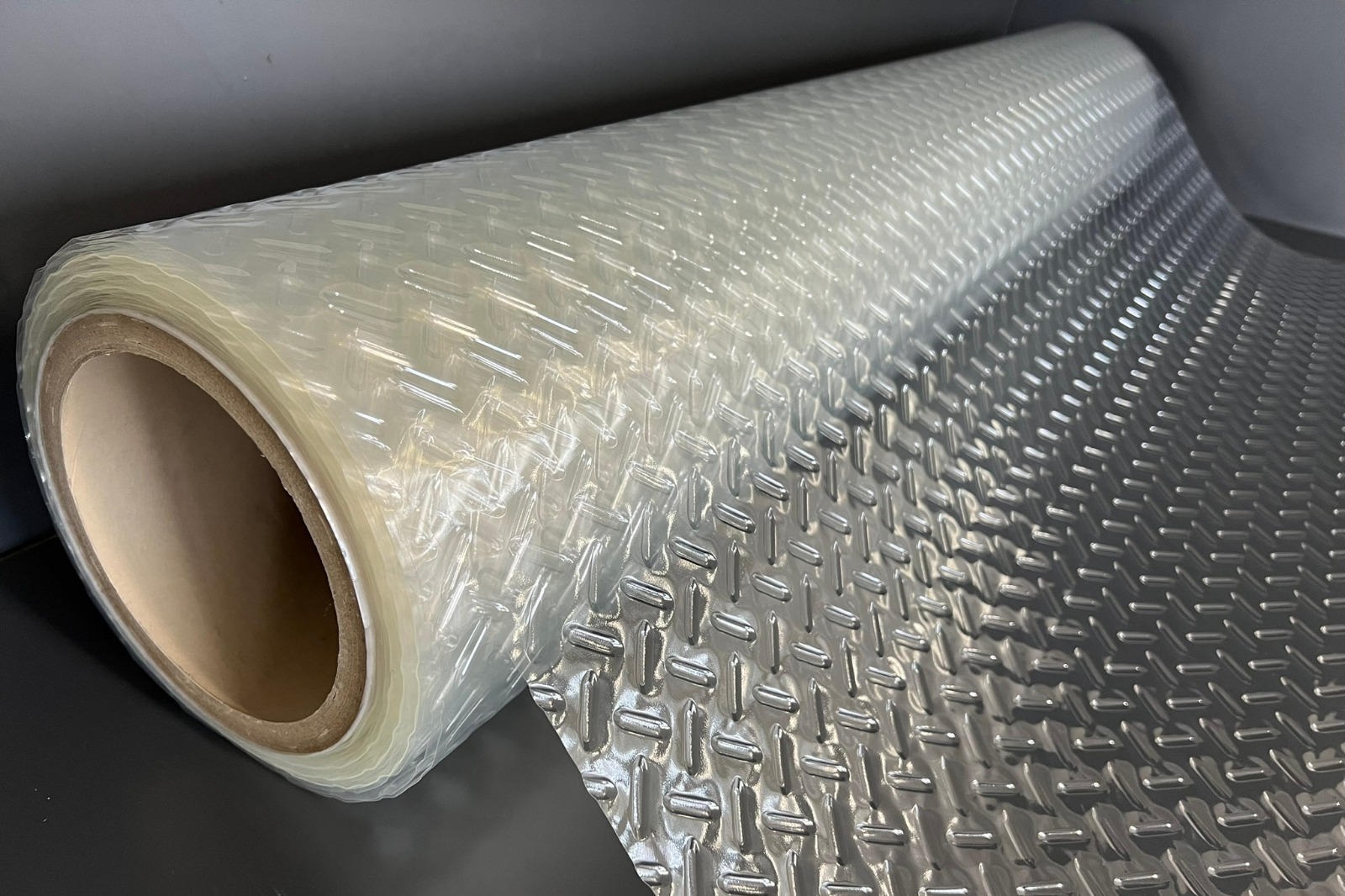 縞鋼板エンボスフィルム